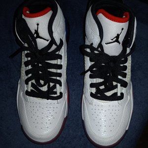 Jordan Mars 270 youth size 7